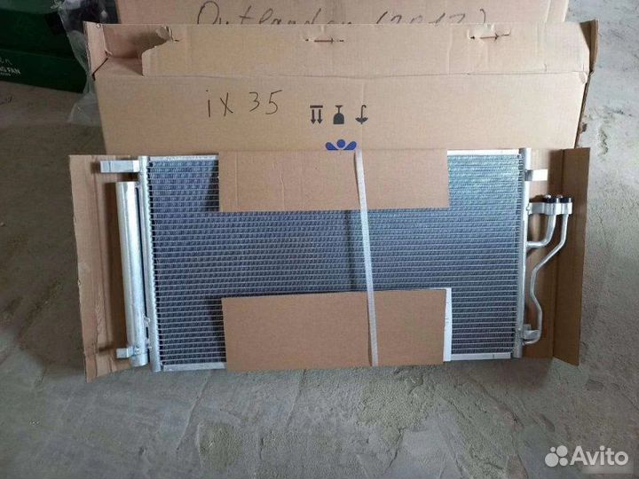 Радиатор кондиционера Kia Sportage 3 2010-2014