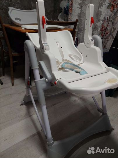 Стул для кормления