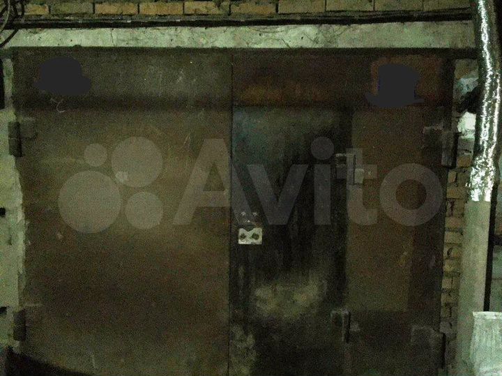 Гараж, > 30 м²