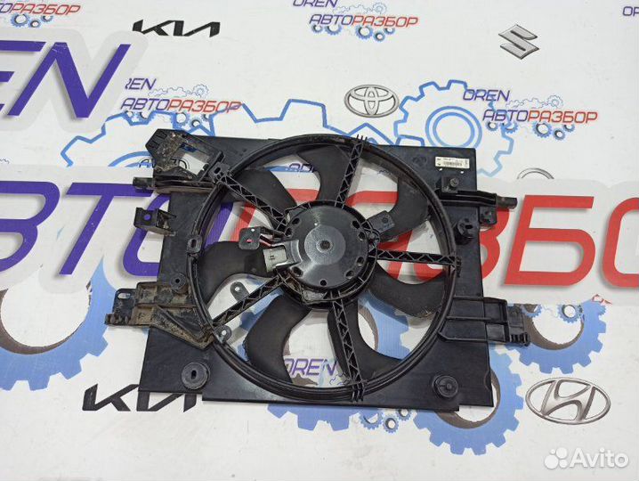 Диффузор радиатора Renault Logan 2 1.6 K7M 2015