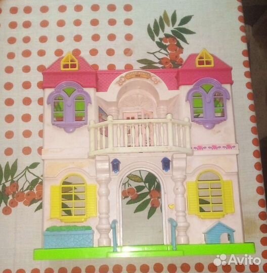 Домик кукольный с мебелью