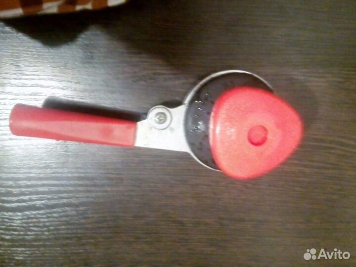 Закрутка для крышек на банки