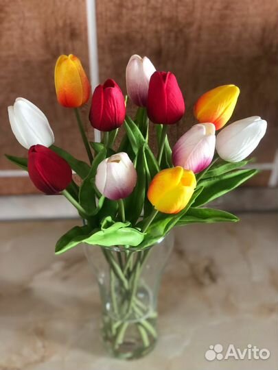 Тюльпаны с имитацией воды