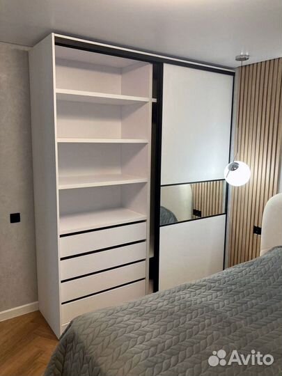 Шкаф-купе в стиле IKEA