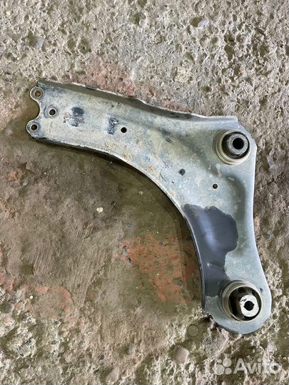 Рено меган 3 рычаг левый