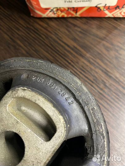 Сайлентблок рычага подвески febi 07602