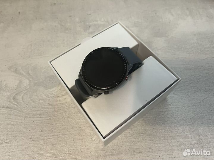 Смарт часы amazfit GTR 2e