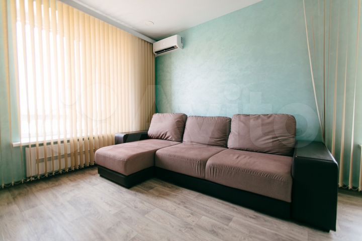 2-к. квартира, 65 м², 9/9 эт.
