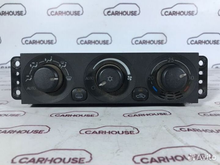 Блок управления печки Mitsubishi Chariot 2.4