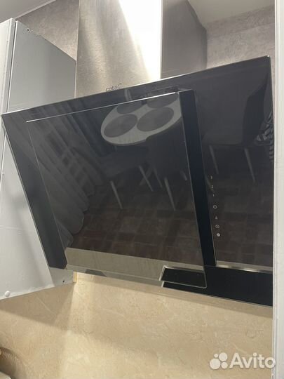 Вытяжка для кухни 60 см наклонная