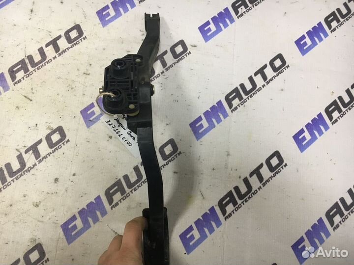 Педаль газа Хендай Санта Фе