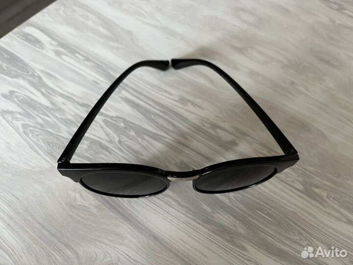 Солнцезащитные очки