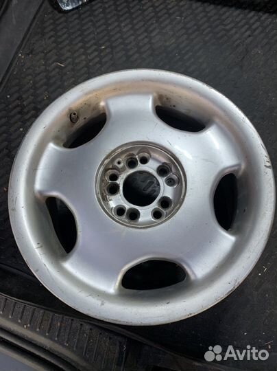 Литые диски r15 и r16