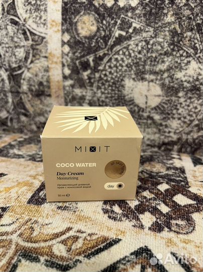 Mixit coco water day cream