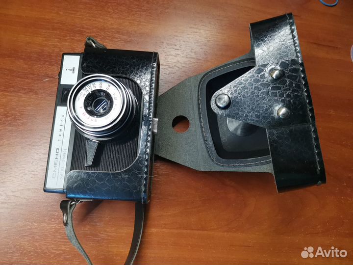 Плёночный фотоаппарат Смена Символ (Ломо)