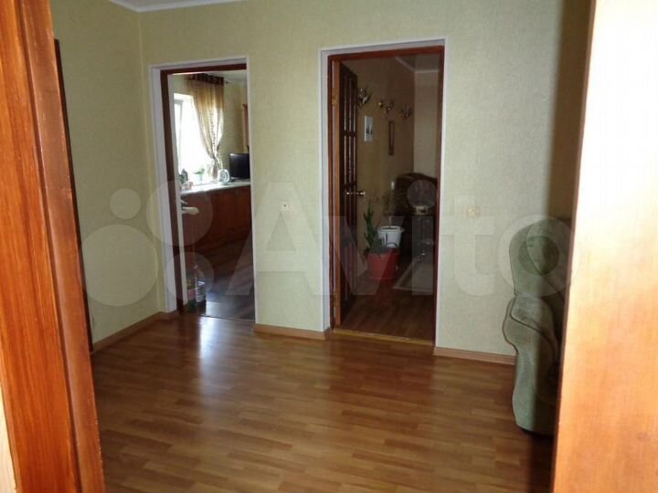 Дом 211,8 м² на участке 6 сот.