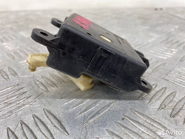 Б/У Сервопривод заслонки печки (моторчик