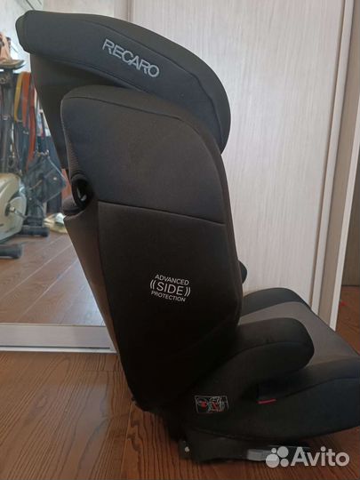 Детское автомобильное кресло recaro