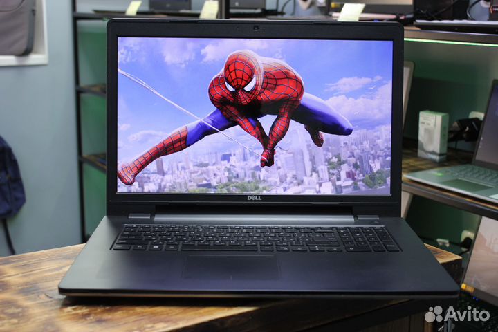 Мощный ноутбук Dell с 17.3 экраном / Nvidia 2gb