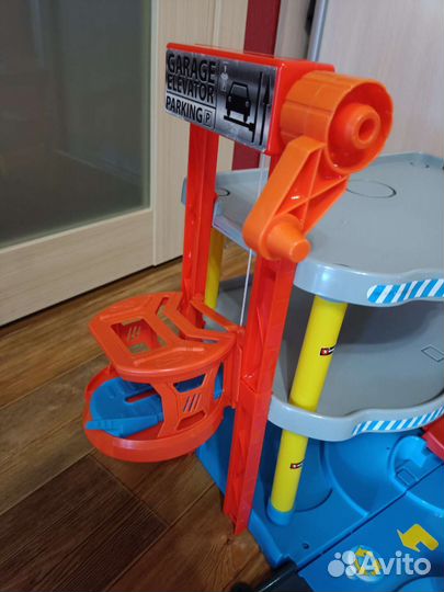 Трек парковка burago