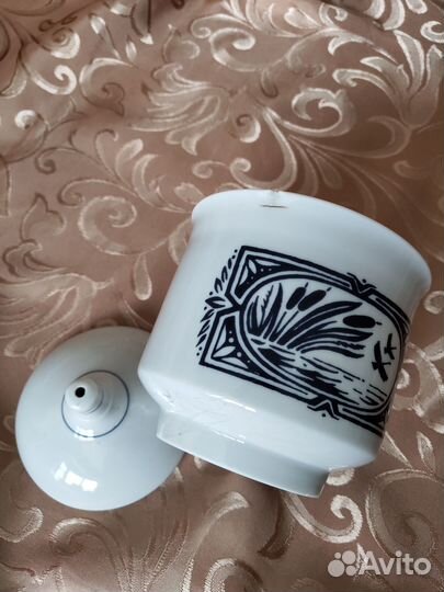 Сахарница «Журавли». Фарфор. Дулёво 1987 г. СССР