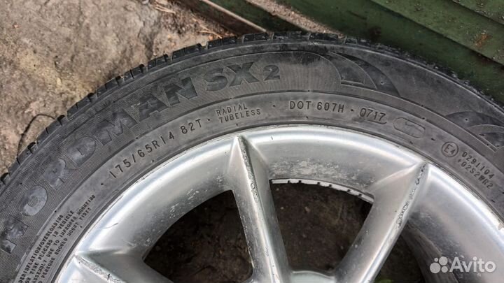 Литье диски r14 4x100 с резиной б/у