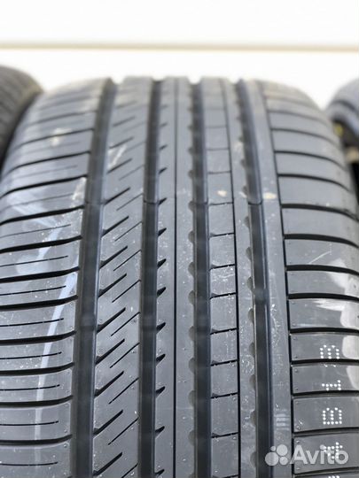 Kinforest KF550-UHP 225/55 R18 102W