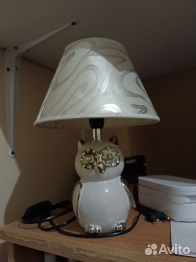 Лампа настольная