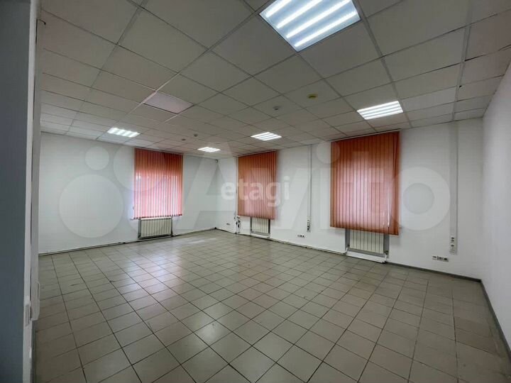 Сдам торговое помещение, 145 м²