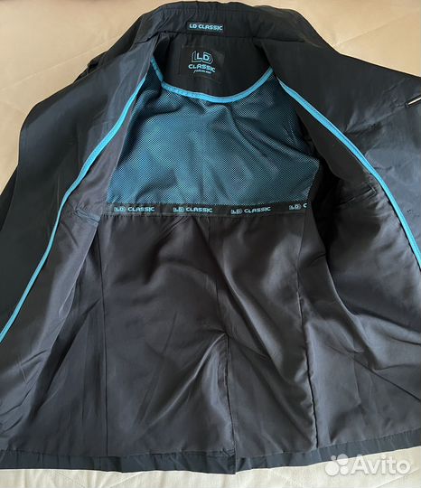 Тренч на мальчика 7-8 лет