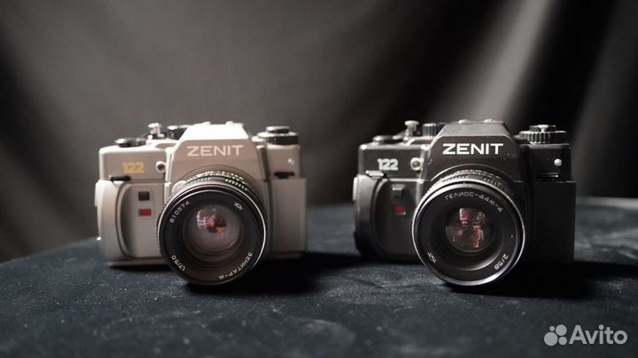 Плёночные фотоаппараты Зенит 122 и Зенит ем