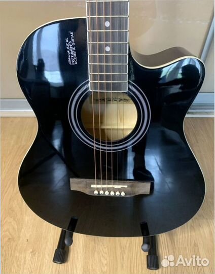 Акустическая гитара Elitaro