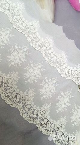 Шитье на батисте широкое 38 см 3 цвета