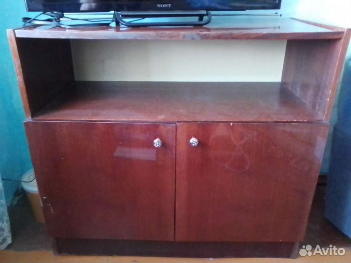 Тумба под телевизор