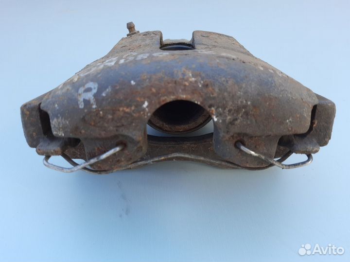 Суппорт передний правый Форд Мондео 1 Скорпио 2