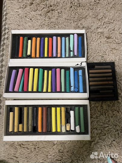 Пастельные карандаши