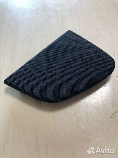 Накладка задней полки правая Mercedes W220