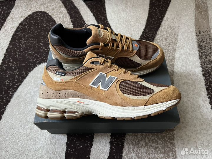 Кроссовки New Balance 2002R Gore-Tex Tobacco