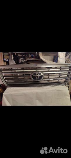 Решëтка тойота ленд крузер сигнус 2005 г