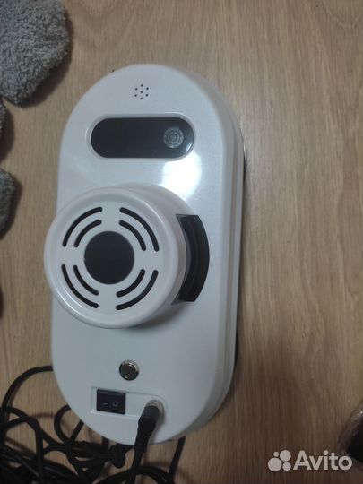 Робот мойщик окон