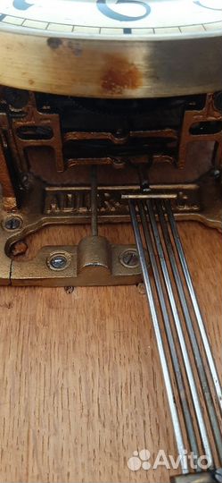 Антикварные часы