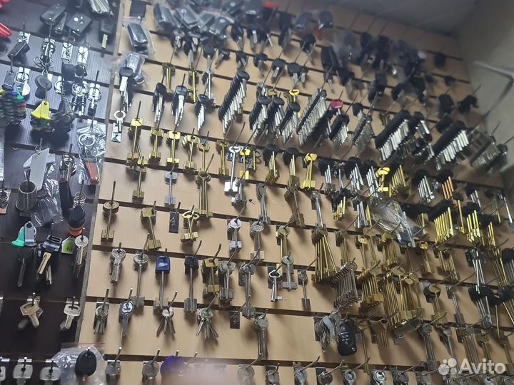 Ремонт обуви Изготовление ключей