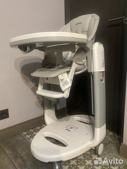 Детский стульчик для кормления Peg perego tatamia