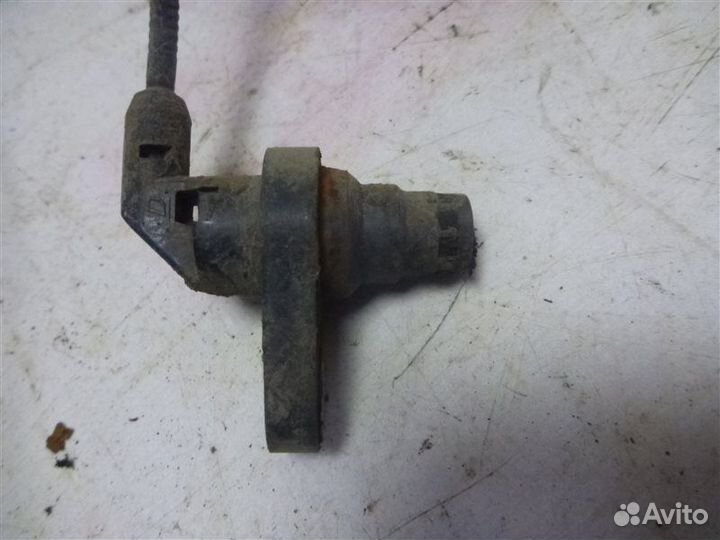 Датчик abs передний правый Toyota Camry ASV50