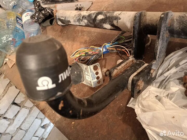 Тсу (фаркоп) Shortage, ix35