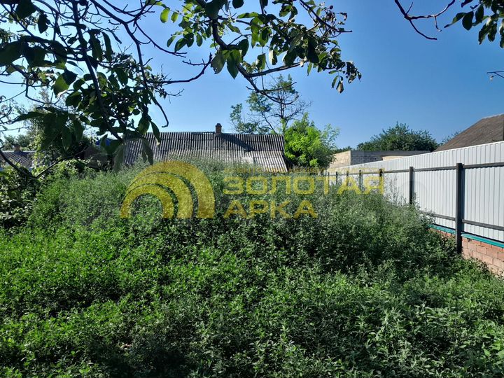 Дом 15,8 м² на участке 6,3 сот.