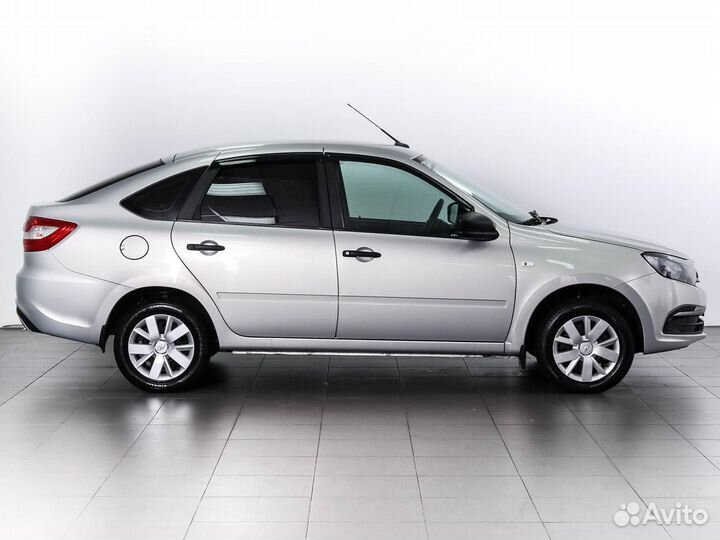 LADA Granta 1.6 МТ, 2020, 56 000 км