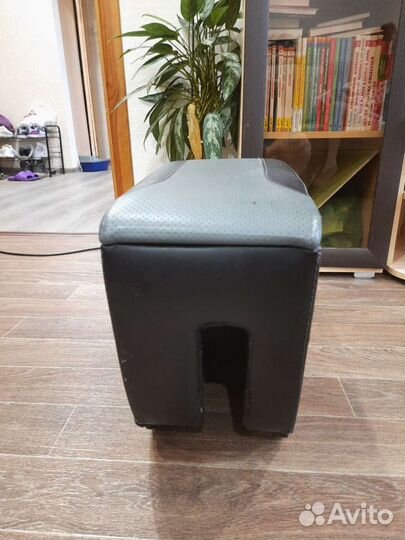 Подлокотник для Лады Весты