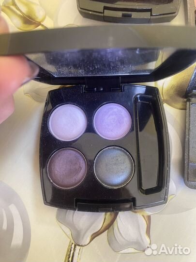 Тени и румяна 