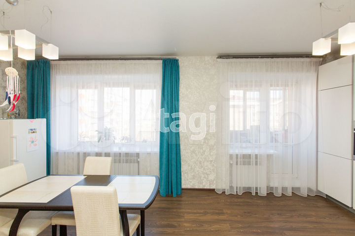 4-к. квартира, 134,4 м², 3/6 эт.